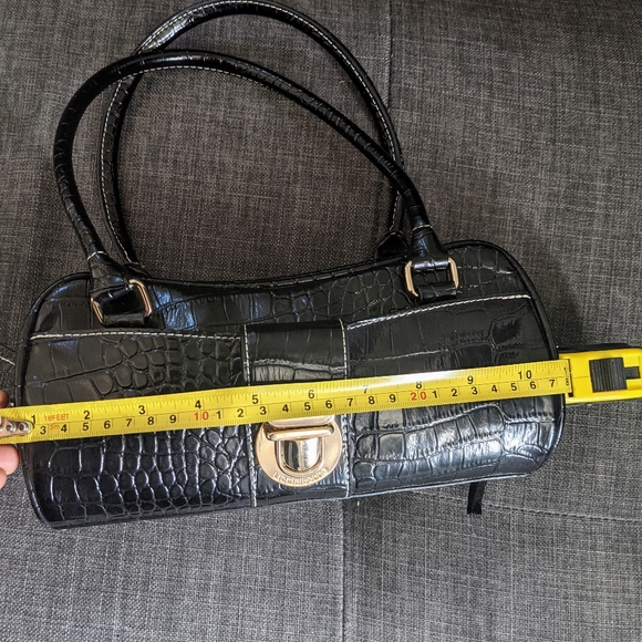 Liz Claiborne handbag - Picture 6 of 7